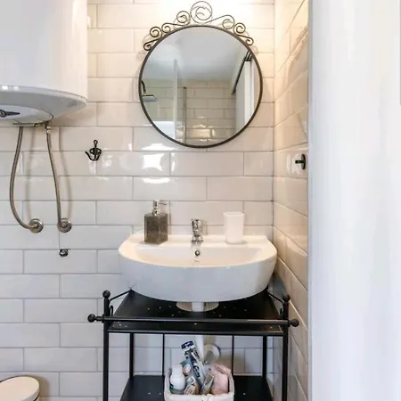 Just Like This - Cityapartment With Netflix Apartment Split